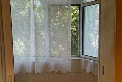 Apartament cu 2 camere decomandat în Calarași 4 - 1