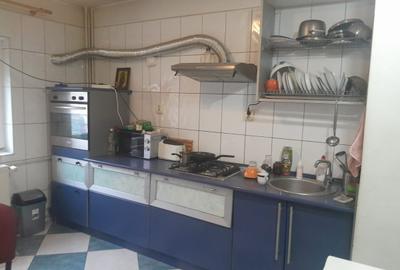 Apartament cu 4 camere decomandat în Vitan - 6