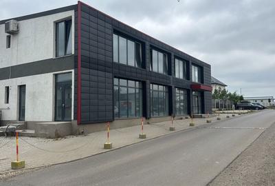 Spațiu comercial, de 350 mp, în Central - 3