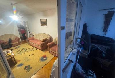 Apartament cu 3 camere decomandat, mobilat în Alexandru cel Bun - 3