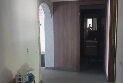 Apartament cu 3 camere decomandat în Central - 1