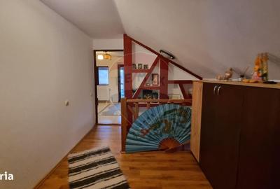 Casă cu 8 camere cu Teren 1000 Mp în Belciugatele
