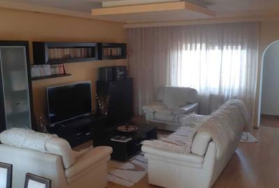 Casă cu 4 camere în Vlădești - 1