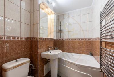 APARTAMENT 3 CAMERE - DECOMANDAT - PITE?TI - 2