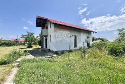 Casă cu 3 camere în Geamăna - 13