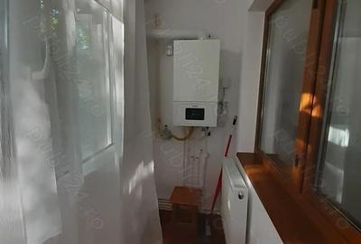 Inch. Apart. cu 3 cam. cf.2, etajul 2, semimobilat, FARA COMISION, renovat recent in zona Viziru 1 - 6