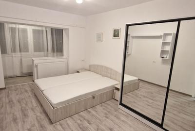 Garsonieră decomandată în Bucium - 9