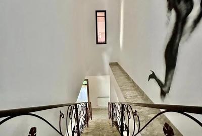 Timpuri Noi metrou, Vila P+2+M, nemobilata - 14