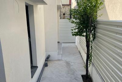 Apartament cu 3 camere semidecomandat, mobilat în Pipera - 13