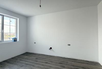 Casă cu 3 camere cu Canalizare în Moșnița Nouă - 11