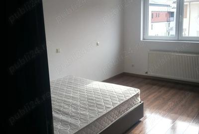 Apartament cu 2 camere decomandat în Tractorul - 8