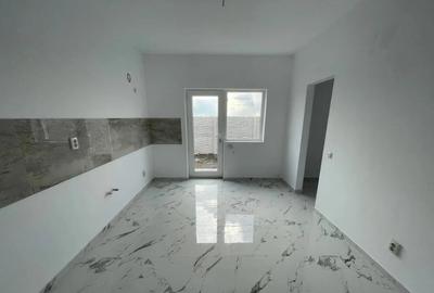 Casa cu 3 camere de vanzare|Locatie foarte buna - 3