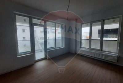 Apartament cu 3 camere ETAJ 2 - 7