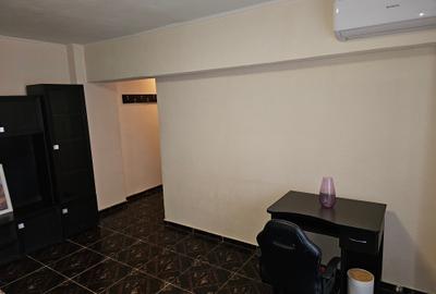 Apartament cu 3 camere semidecomandat, mobilat în Ghencea - 15