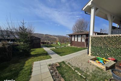 Casă cu 4 camere în Central - 4