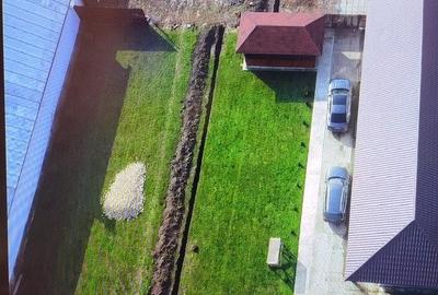 Teren intre case, strada asfaltata, utilitati , 1300 mp, Poiana, 45000 euro - 2