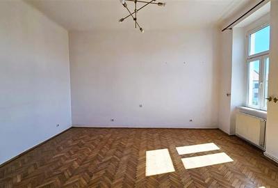 COMISION 0%Apartament spatios 2 camere caldire istorica M.Kogalnicenu - 15