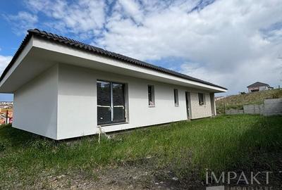 Casă individuală cu 4 camere cu Canalizare în Chinteni - 4