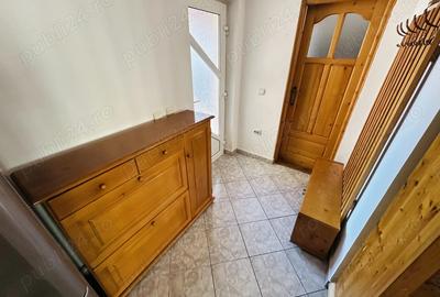 Inchiriez in Sebes-centru-apart. 2 camere decomandate+bucatarie mare 5 6m - 8