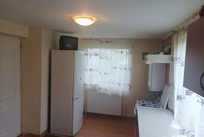 Casă cu 3 camere în Hemeiuș - 4