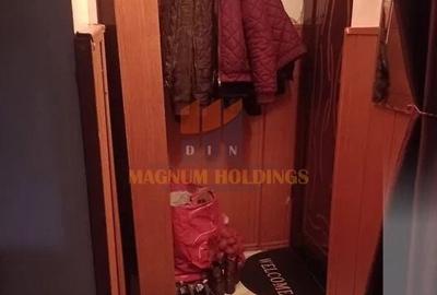 Apartament cu 2 camere nedecomandat în Trivale - 1