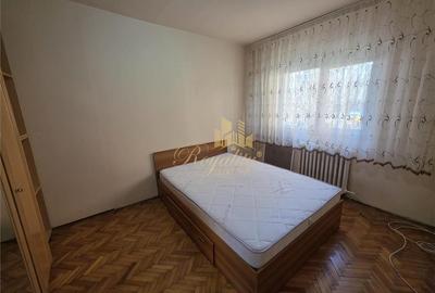 Apartament cu 2 camere semidecomandat, mobilat în Soarelui - 2