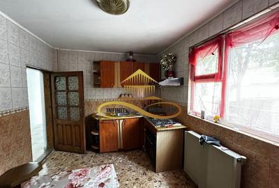 Casă individuală P+M în cartierul CFR Bacău 500 mp teren - 22