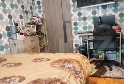 Apartament de vanzare, cu 2 camere, spa?ios ?i complet ren - 6