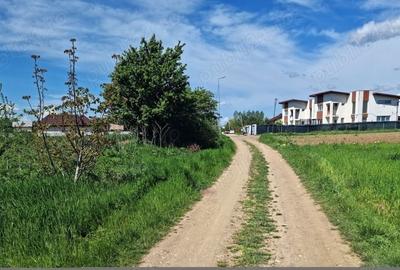 Teren de 1383 mp, în Bolintin-Deal