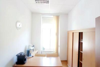 Spațiu comercial, de 260 mp, în Ultracentral - 7