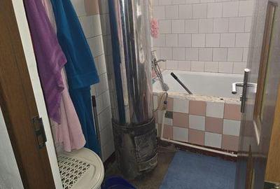 Apartament cu 3 camere în Hârșova - 1