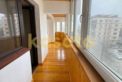 Apartament cu 4 camere semidecomandat, mobilat în Colentina - 12
