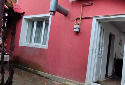 Casă cu 2 camere cu Teren 300 Mp în Central - 3