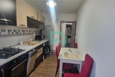 Apartament cu 2 camere decomandat în Tractorul - 5