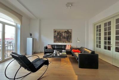 Apartament cu 5 camere decomandat în Cișmigiu