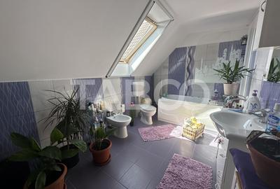 Casa de vanzare 5 camere zona barbeque  salon de evenimete ciubar - 24