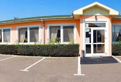 Spațiu comercial, în Central - 12