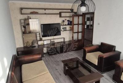 Apartament cu 3 camere decomandat în Cantacuzino - 8