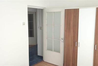 Apartament cu 3 camere decomandat în Crihala - 2