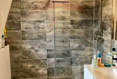 Apartament cu 3 camere decomandat în Central - 1
