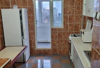 Apartament cu 3 camere semidecomandat în Central - 6