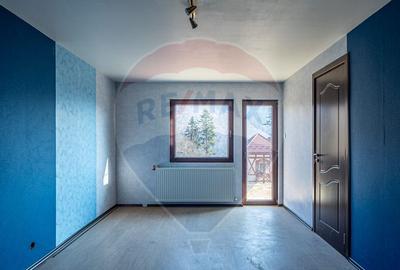 VILA! Investitie - pretabil pensiune SINAIA- zona aprecia... - 2