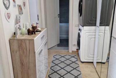 Apartament cu 2 camere decomandat în Tractorul - 1