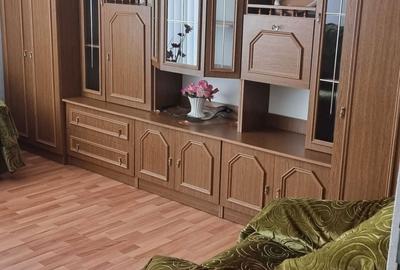 Apartament cu 3 camere semidecomandat în Exterior Vest - 1