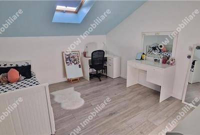 Casa individuala cu 4 camere si 300 mp teren de vanzare in Sibiu - 14