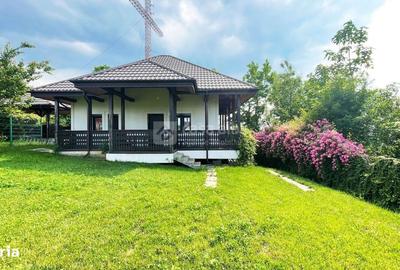 Casă cu 4 camere în Păun - 1