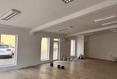 Spațiu comercial, de 89 mp, în Decebal - 6