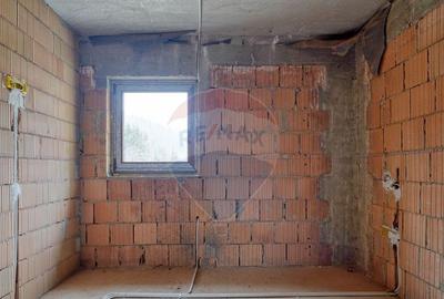 Casa / Vila cu 6 camere de vanzare in Predeal - 1