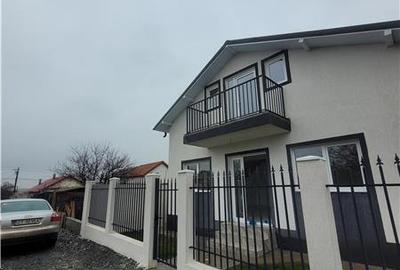Casă individuală cu 5 camere cu Canalizare în Lumina - 13
