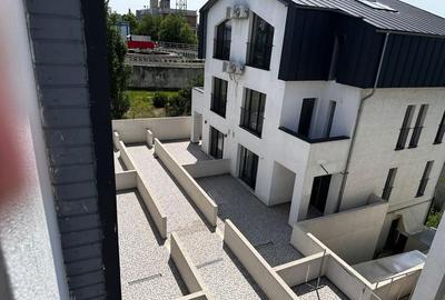 Rosu, Vila- Duplex, P+2. Imobil stil Italienesc! - 10